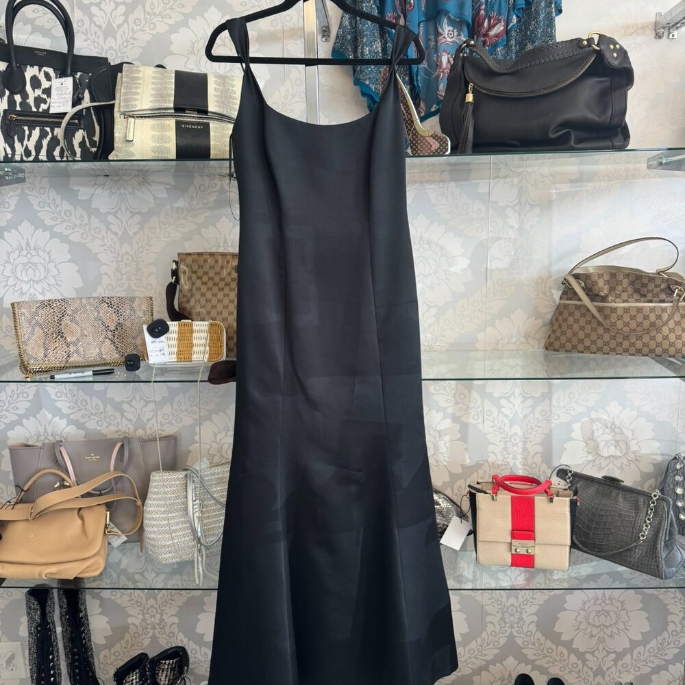 Vera Wang Black Satin Gown - Size 8